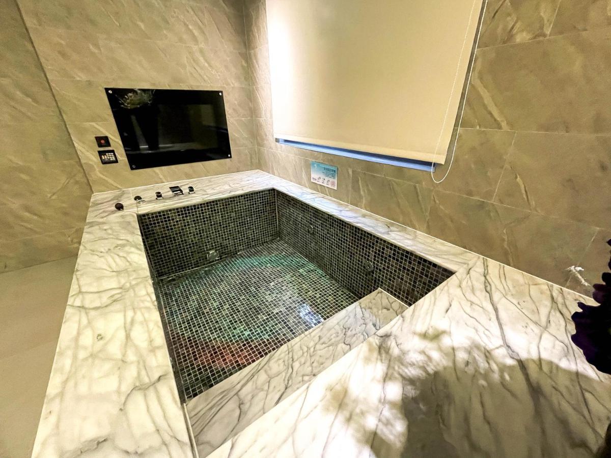 تايتشونغ Fifth Avenue Motel المظهر الخارجي الصورة