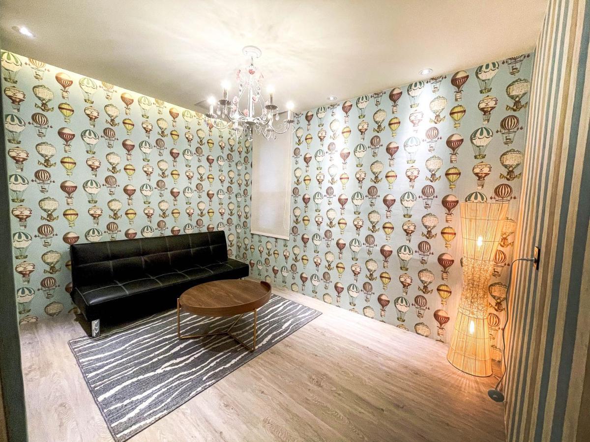 تايتشونغ Fifth Avenue Motel المظهر الخارجي الصورة
