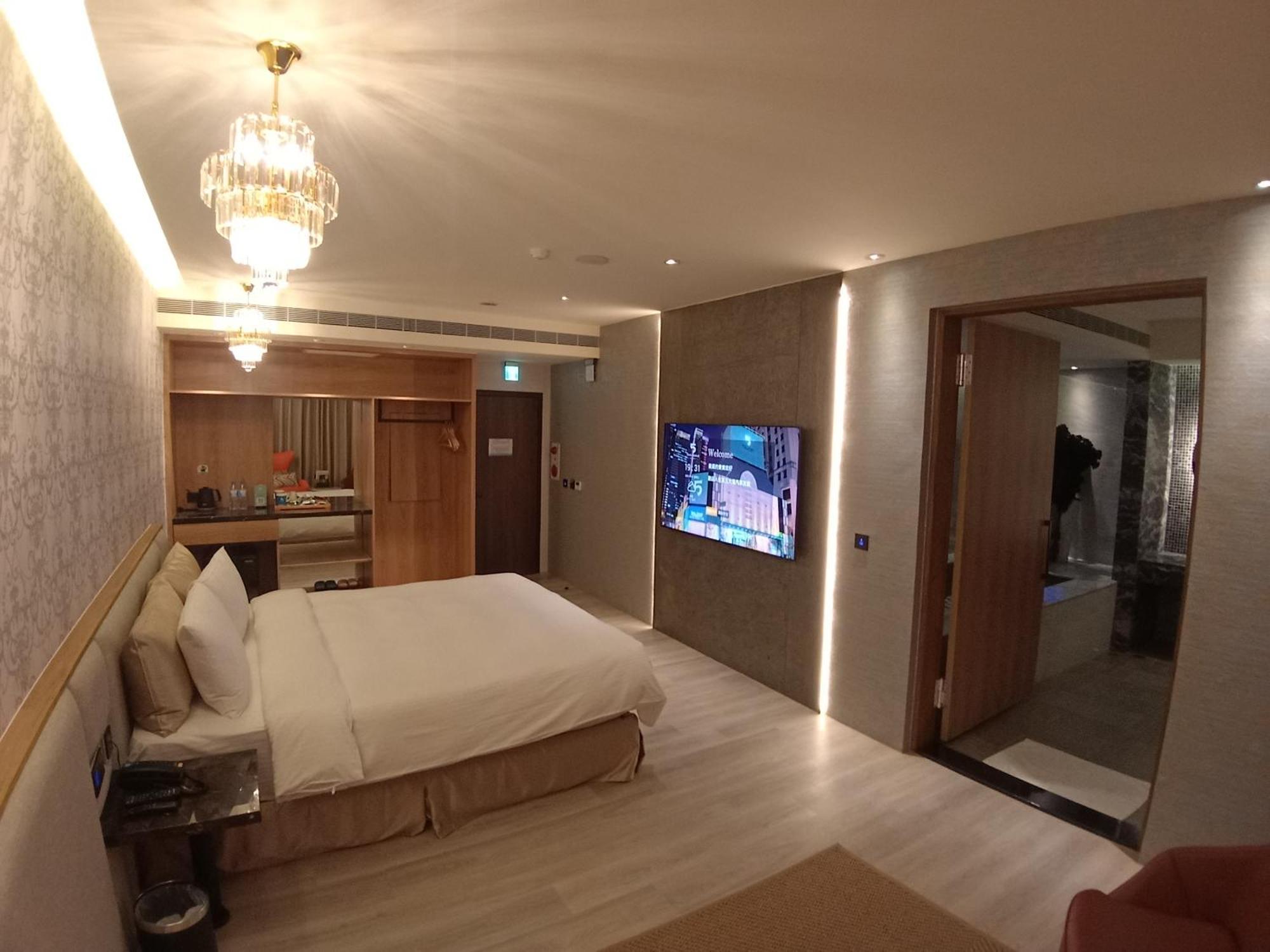 تايتشونغ Fifth Avenue Motel المظهر الخارجي الصورة